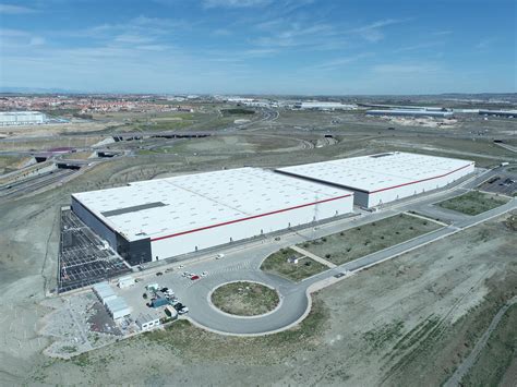 Savills y Estrada Partners comercializarán la nave de P3 Logistic