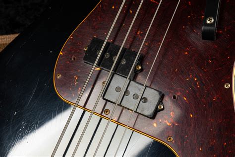 Fender Custom Shop Precision Bass Journeyman Relic Black