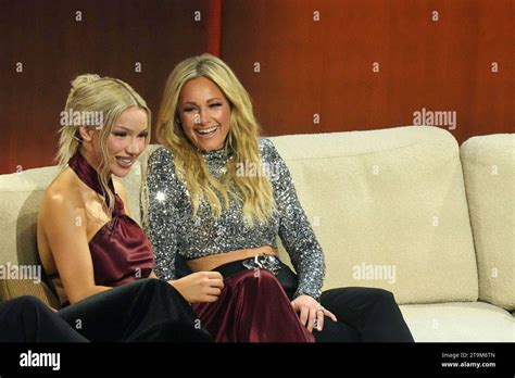 Shirin David Und Helene Fischer Bei Wetten Dass Zdf Am