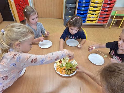 Dzie Owoc W I Warzyw Szko A Podstawowa Nr Im Marii Sk Odowskiej