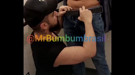 Mrbumbumbrasil Encontrou Um Puto Na Escada Xnxx