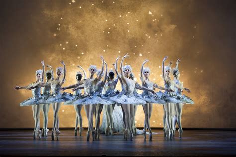 Birmingham Royal Ballet S Cinderella Photo By Bill Cooper Royal