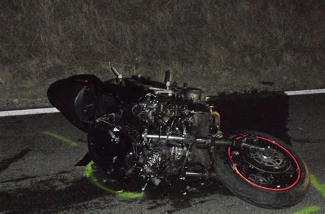 Tragico Schianto In Moto Nella Notte Morto Giovane Centauro Il