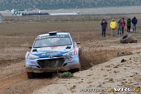 P Rez S Nchez Pedro David Leseduarte Fern Ndez Alejandro L Hyundai