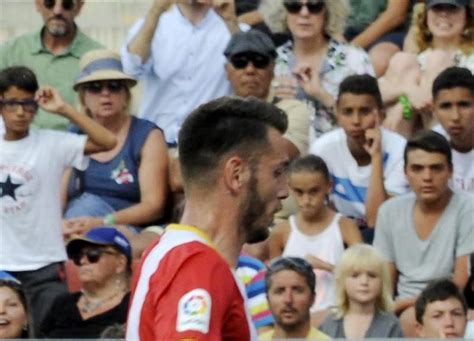 El Girona se entrena con las únicas ausencias de Kayode y Alcalá