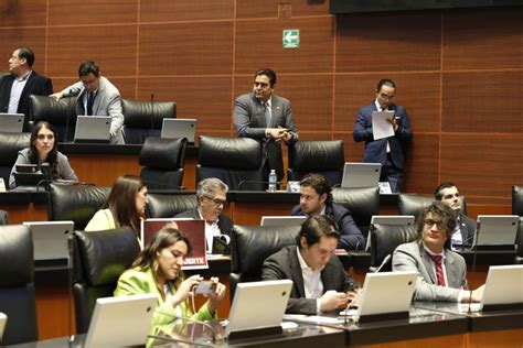 Senadoras Y Senadores Del Pan Durante Los Trabajos De La Comisi N