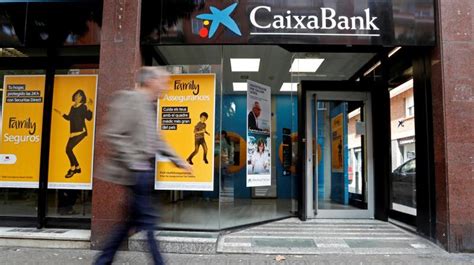 Caixabank Gana Un 832 Menos Tras Provisionar 400 Millones De Euros