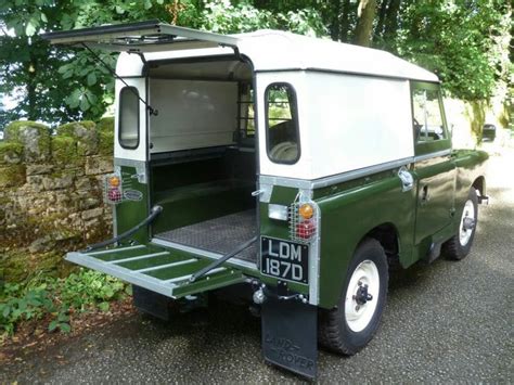 Series 3 Land Rover Fitted With Tailgate