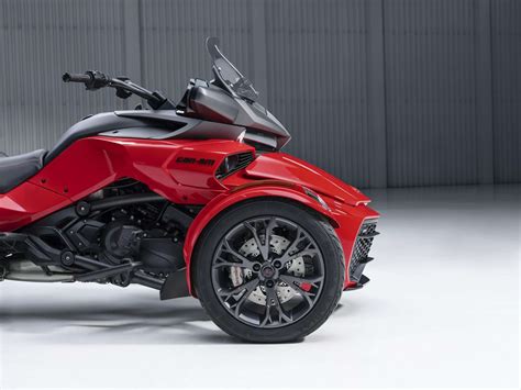 Moto Can Am Spyder F Limited Special Series Emotion Barcelona