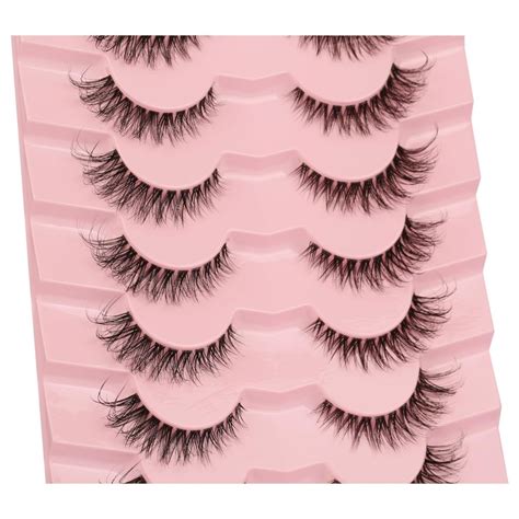 Best Cat Eye Lashes Hummingbirds Plus