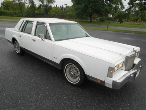 1986 Lincoln Town Car Signature Series Classic Lincoln Town Car 1986