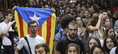 Grandes Empresas Abandonan Cataluña Ante Eventual Declaratoria De Independencia Video