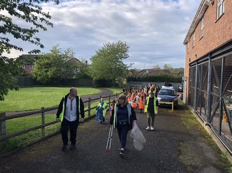 Litter Picking With The Bilbrook Codsall Beavers Friends Of Bilbrook