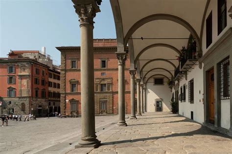 Discover Il Loggiato Dei Serviti In The Center Of Florence