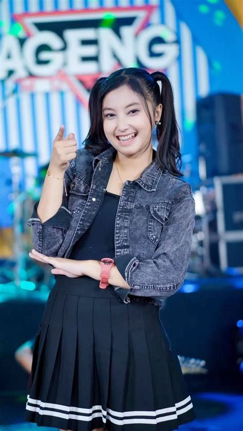 Cantika Davinca's Viral Photos Due to Her Unique Voice, Participated in ...