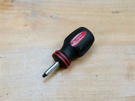Robertson Stubby Screwdriver 2 Red