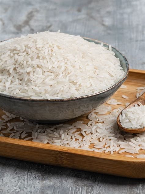 Descubre qué significa soñar con arroz en el suelo