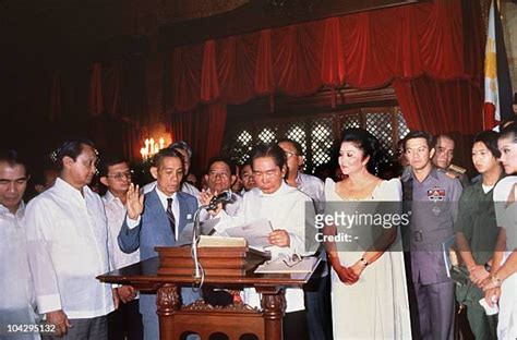 President Of Philippines Corazon Aquino Photos And Premium High Res