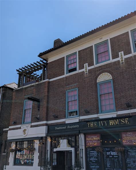 The Ivy House | London