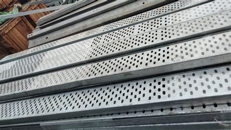 Hot Dip Galvanized Rectangular MS Perforated Cable Trays Sheet