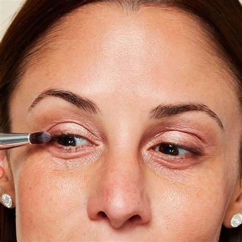 Makeup For Mature Skin A Step By Step Tutorial