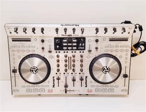 numark trak chrome reverb