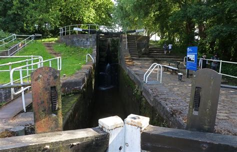 Caldon Canal Etruria Staircase Locks Chris Allen Cc By Sa 2 0