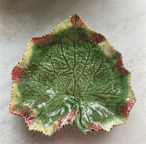 Bordallo Pinheiro Pink And Green Leaf Bowls Set Of Four Etsy