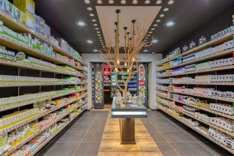 Grande Pharmacie Des Ocres Un Commerce En Pays D Apt Gcapa