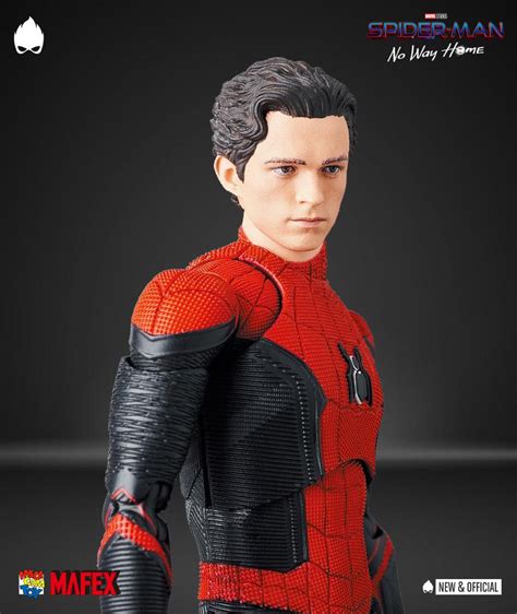 Medicom MAFEX Spider Man Far From Home Action Figure 1 12 Scale