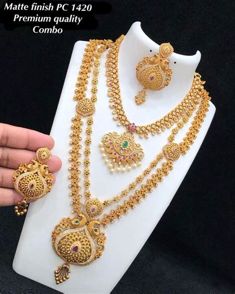 Pin By Jaya On Haram Wedding Accessories Jewelry Necklace Set Indian