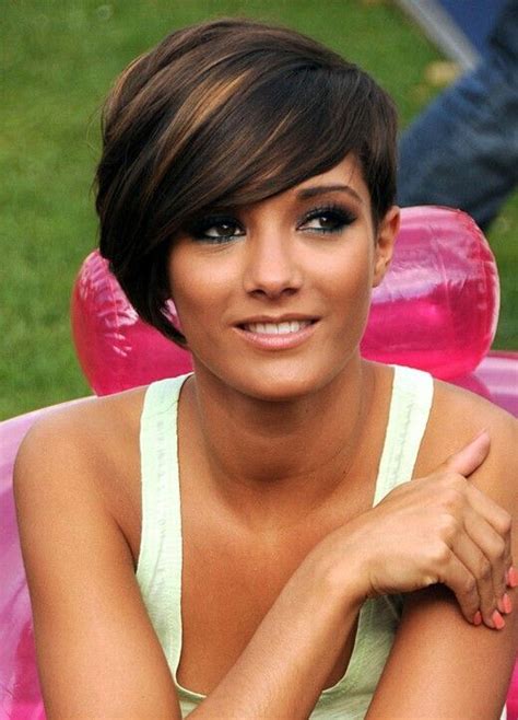 Medium Short Haircuts With Highlights Wavy Haircut