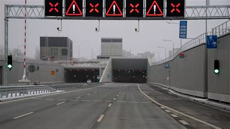 Tunel S2 POW w Warszawie Ponad milion aut w miesiąc