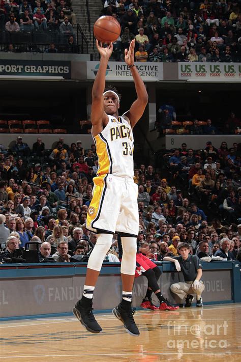 Myles Turner #5 by Ron Hoskins
