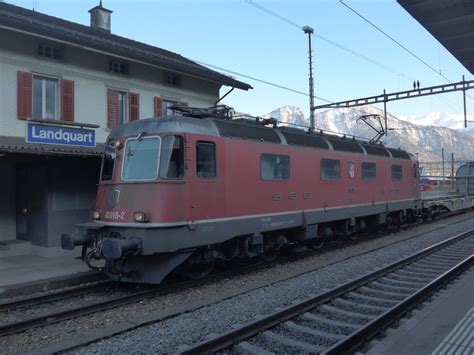 202 654 SBB Lokomotive Nr 11 618 am 20 März 2019 im Bahnhof