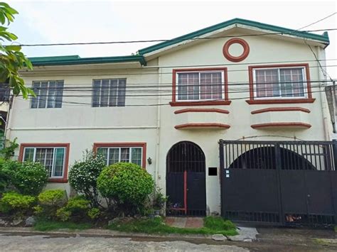 BF Resort Village Las Piñas House For Sale