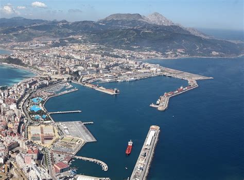 La Autoridad Portuaria de Ceuta conmemora el Día Mundial del Medio