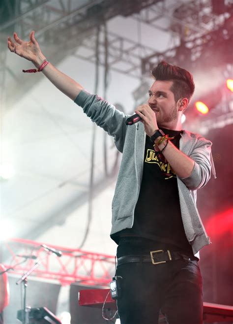 Picture Of Dan Smith Bastille