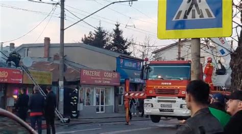 Incendiu Puternic Pe Oseaua Antiaerian Din Bucure Ti Pompierii