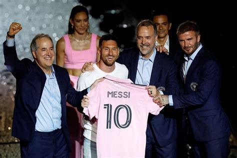 Stadion Penuh Lionel Messi Resmi Diperkenalkan Depan Fans Inter Miami