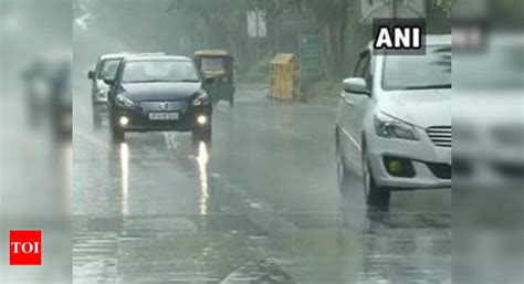 Rain In Delhi Ncr Today Rain Lashes Parts Of Delhi Ncr Imd Predicts