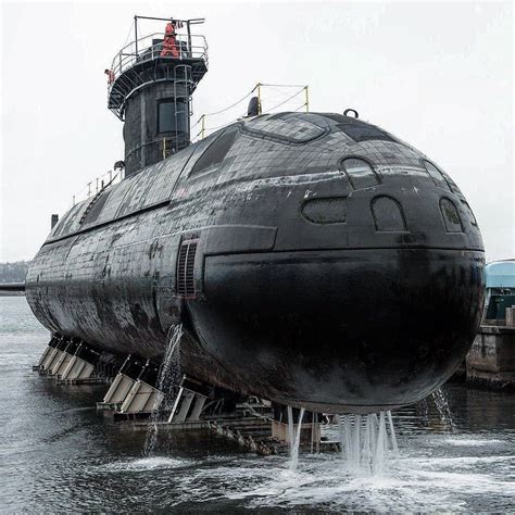 The Canadian submarine HMCS Windsor sits secure in the cradle of the ...