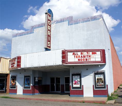 MORRIS THEATER Daingerfield Texas Still In Operation Robert E