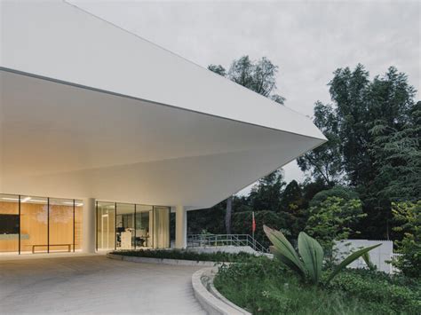 Swiss Embassy Singapore / Berrel Kräutler Architekten | ArchDaily