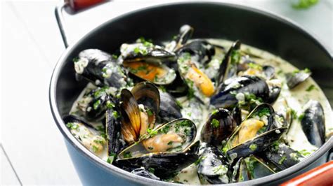 Moules La Cr Me Et Au Vin Blanc Facile D Couvrez Les Recettes De