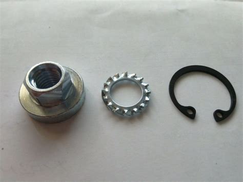 Vespa Sprint Super TS GTR GL Smallframe M10 X 1 5 Flywheel Nut Washer