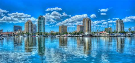 St. Petersburg Skyline | Concrete jungle, Skyline, Florida sunshine