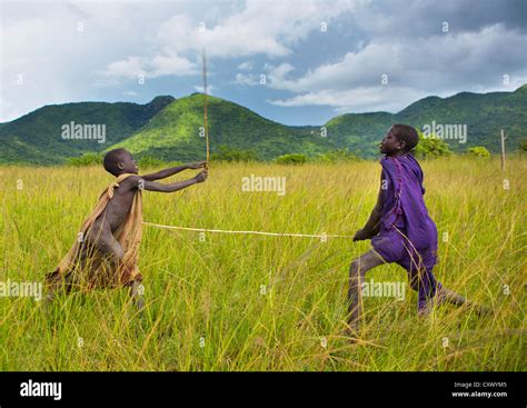 Donga Stick Fighting In Suri Tribe Tulgit Omo Valley Ethiopia Stock