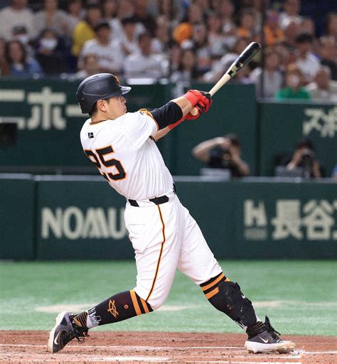 巨人主砲・岡本和真が「長嶋茂雄day」で5戦ぶり5号2ラン！ 巨人打線、2回までに6得点！ 2024年5月3日掲載 ライブドアニュース