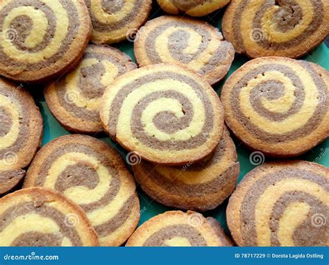 Chocolate Swirl Round Shortbread Cookies Stock Image Image Of Swirl Chocolate 78717229